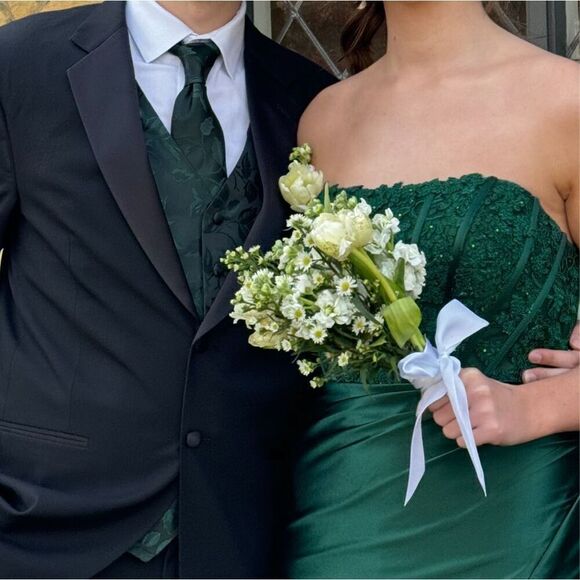 Barry Wang Men’s Green Vest Dark Green Floral V-neck Waistcoat - Picture 2 of 5